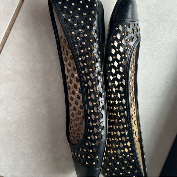 Michael Kors perforated leather Ballet Flats with gold metal details - Picture 5 of 7